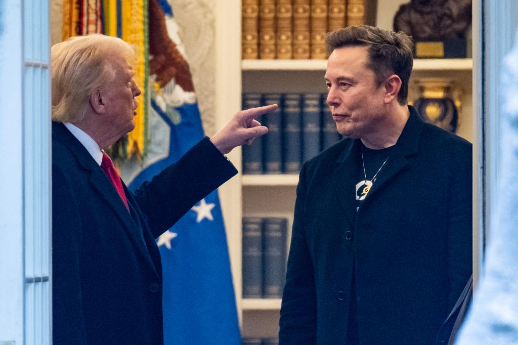 Great, beautiful distribution - a full timeframe of Trump and Musk's quarrel